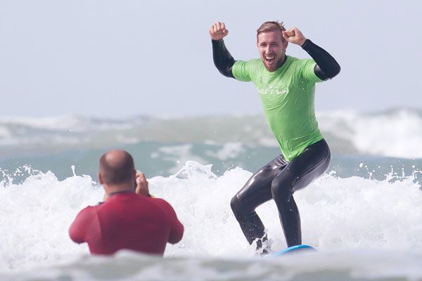learn to surf Australia
