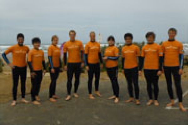 surf lesson coaches and students